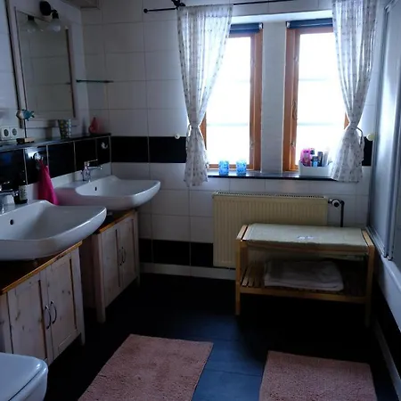 Apartment Judies Garten Fusing